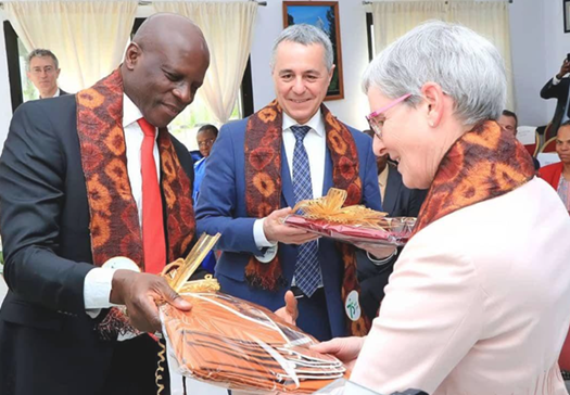 Visite de haut niveau au CSRS : le Ministre Adama Diawara aux côtés d’une délégation suisse